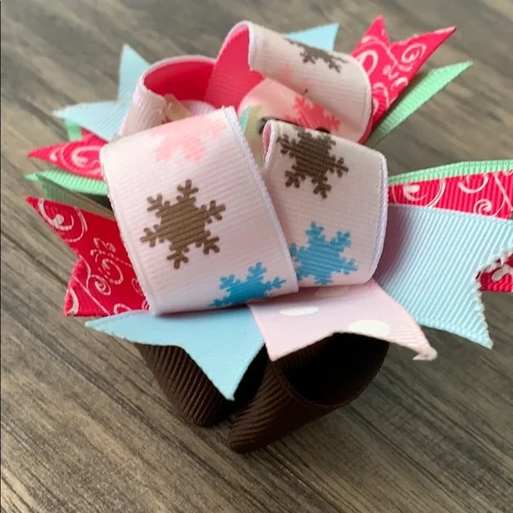 Snowflake ballerina hair bow pink blue Winter Ballerina - Picture 5 of 6